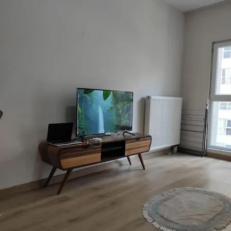 Lovely Shared Place With Pool Near Everything * Istanbul